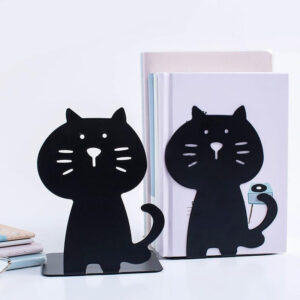 Serre livre mignon chat